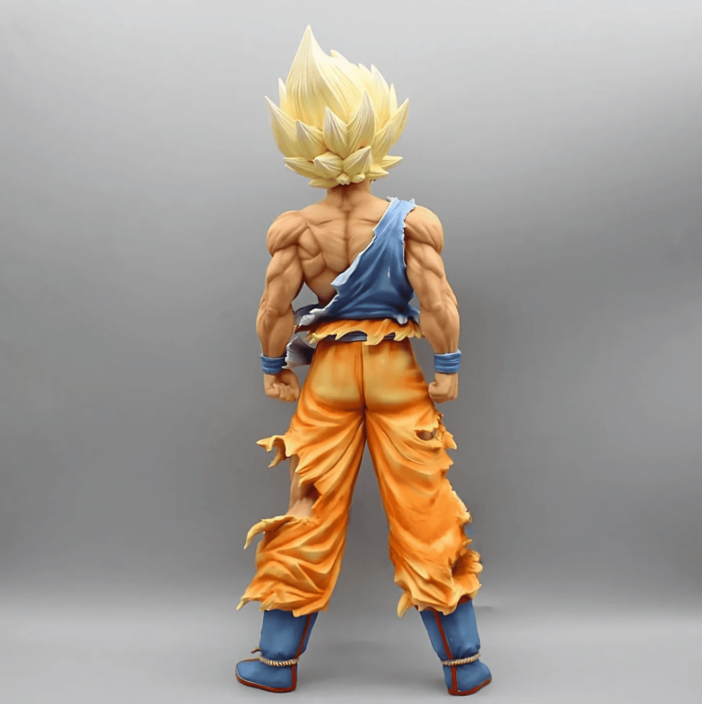 Figurine DBZ Goku Super Saiyan Géante