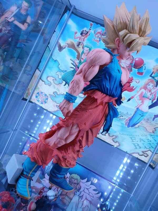 DBZ Goku Super Saiyan Figura Gigante