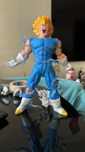 Figurine Dragon Ball Vegeta Explosion photo review