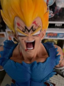 Figurine Dragon Ball Vegeta Explosion photo review