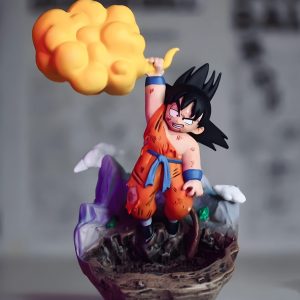 Figurine Dragon Ball Goku Accroché à son Nuage