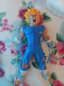 Figurine Dragon Ball Vegeta Explosion photo review