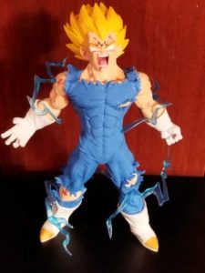 Figurine Dragon Ball Vegeta Explosion photo review