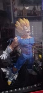 Figurine Dragon Ball Vegeta Explosion photo review