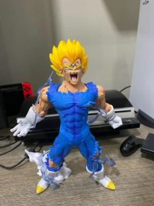 Figurine Dragon Ball Vegeta Explosion photo review