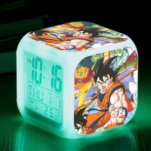 Réveil Dragon Ball Goku et les Divinités