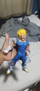 Figurine Dragon Ball Vegeta Explosion photo review