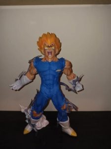 Figurine Dragon Ball Vegeta Explosion photo review