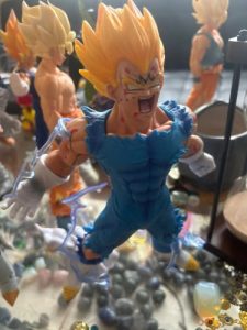 Figurine Dragon Ball Vegeta Explosion photo review