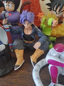 Figurine Dragon Ball Trunks Guerrier du Futur photo review