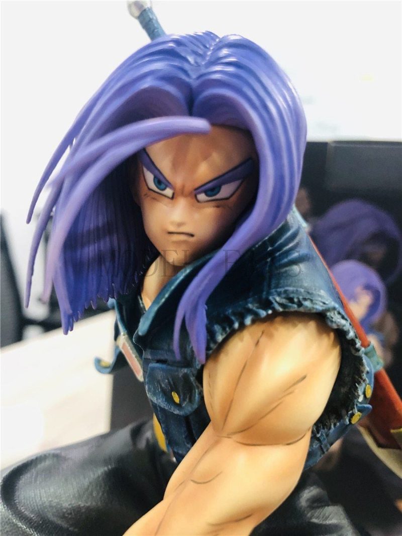 Figurine Collector DBZ Trunks du Futur