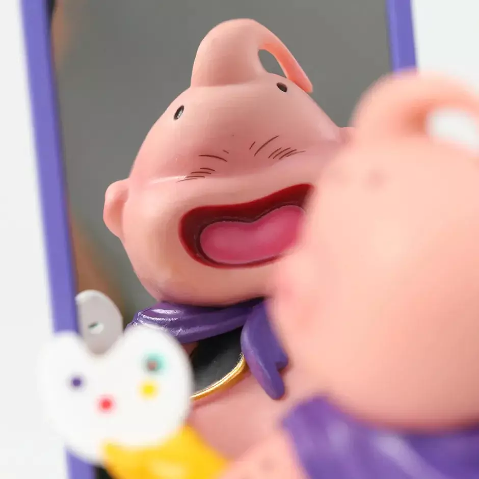 Figurine Dragon Ball Majin Buu Peintre – Image 3
