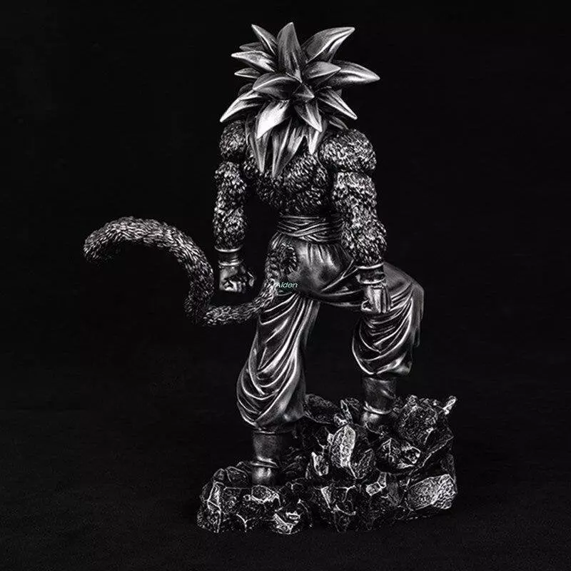 Figurine Collector Silver Goku SSJ4
